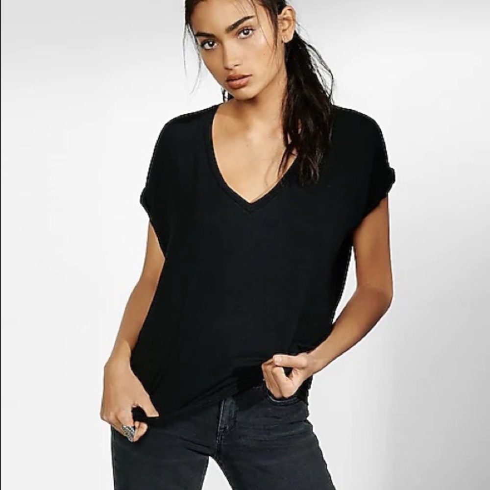 Express black v neck TShirt
